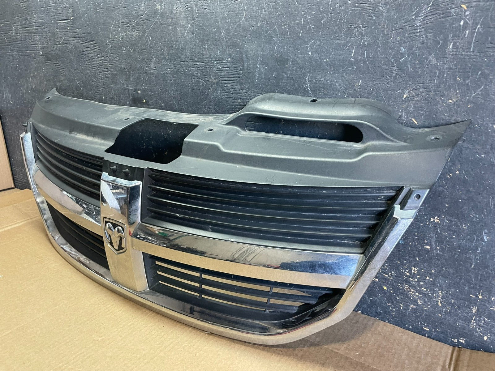 2009 to 2010 Dodge Journey Chrome Front Upper Grill Grille OEM AB2986 DG2