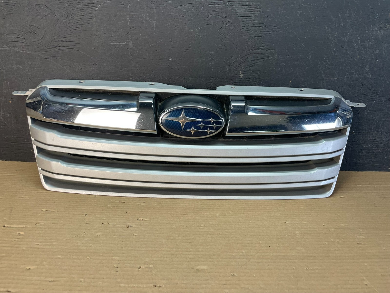 2013 to 2014 Subaru Legacy Outback Front Grill Grille AF3334 DG0