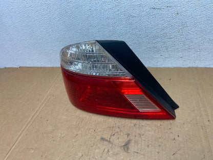 2003 to 2004 Toyota Avalon Left Driver Side Tail Light AD3116 LK1