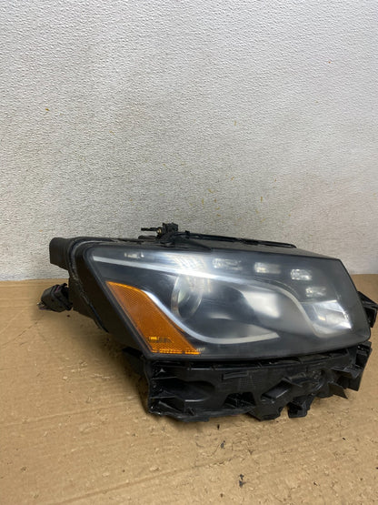 2009 to 2012 Audi Q5 Right Passenger RH Side Xenon HID Headlight AH9153 DW2