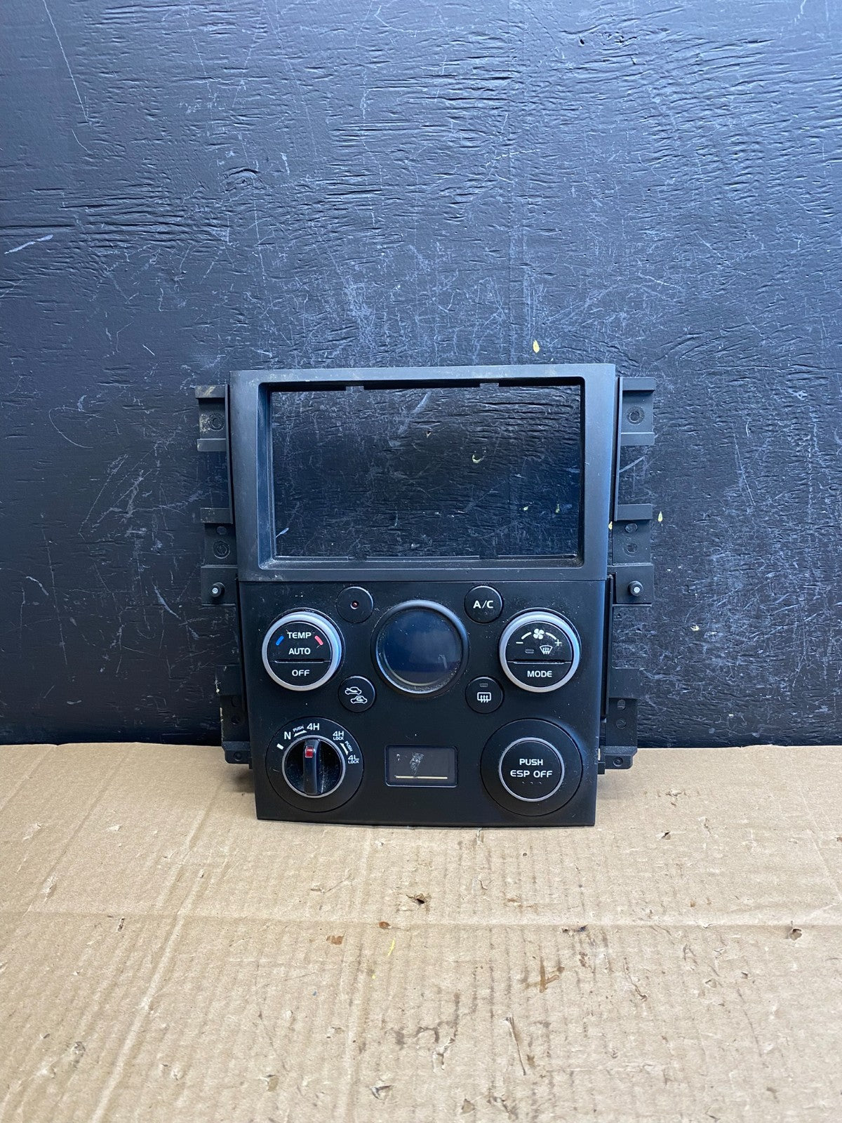 2005 2015 Suzuki Grand Vitara Climate Control Radio Bezel Trim Panel ac9546 DG0