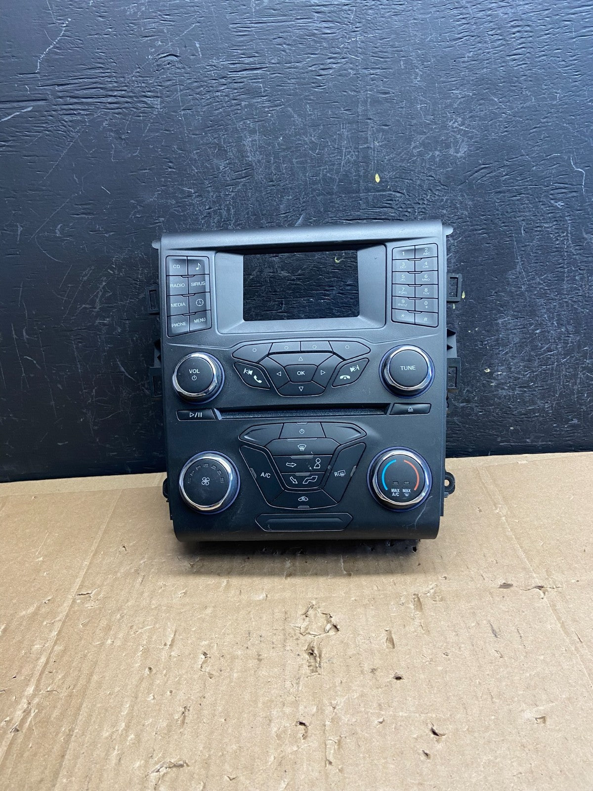 2013 to 2017 Ford Fusion Radio Climate Control A/C Control ad2277 DG0