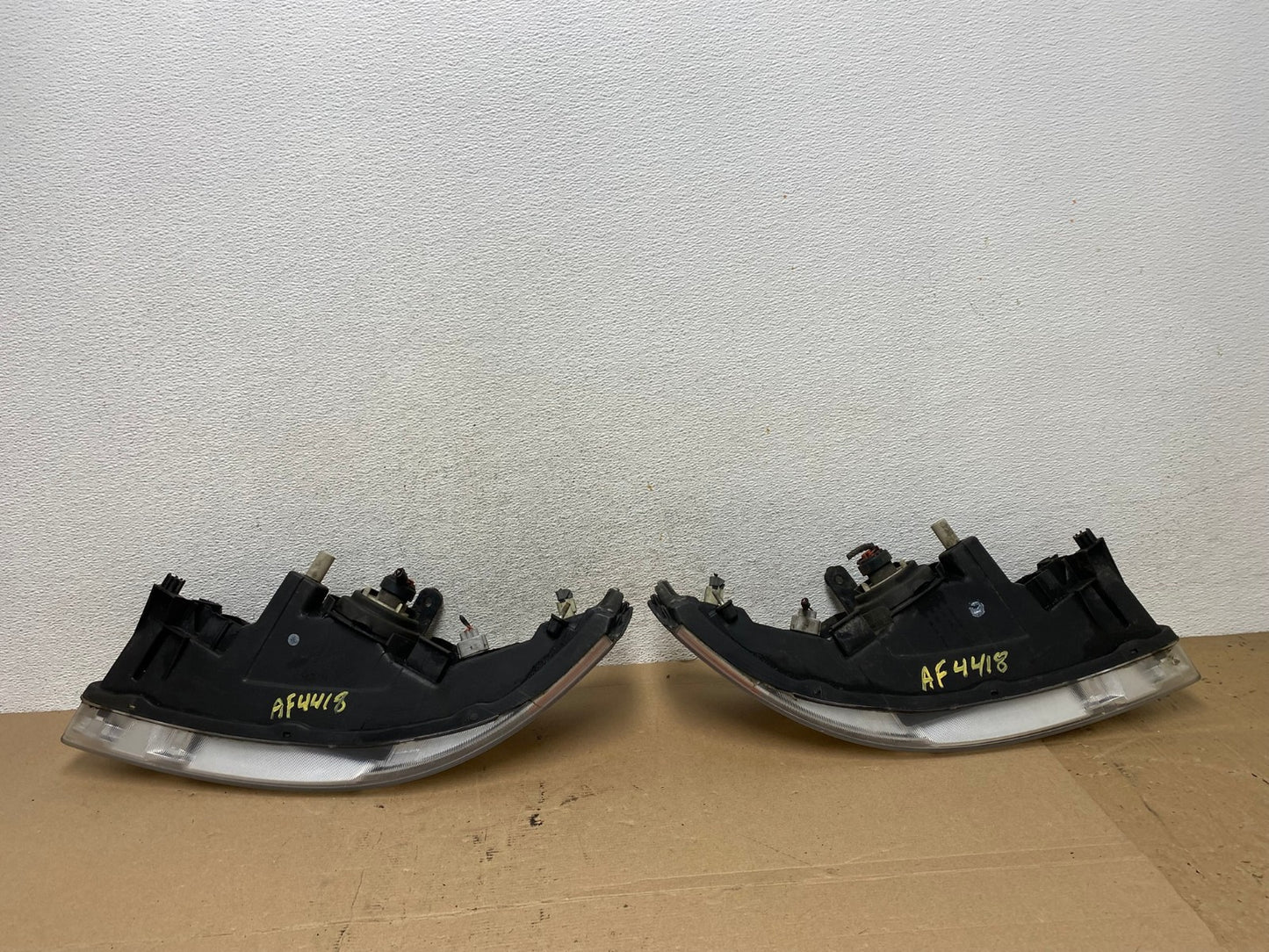 Sedan 2000 2001 Nissan Altima Headlights Left+Right AF4418 LK7