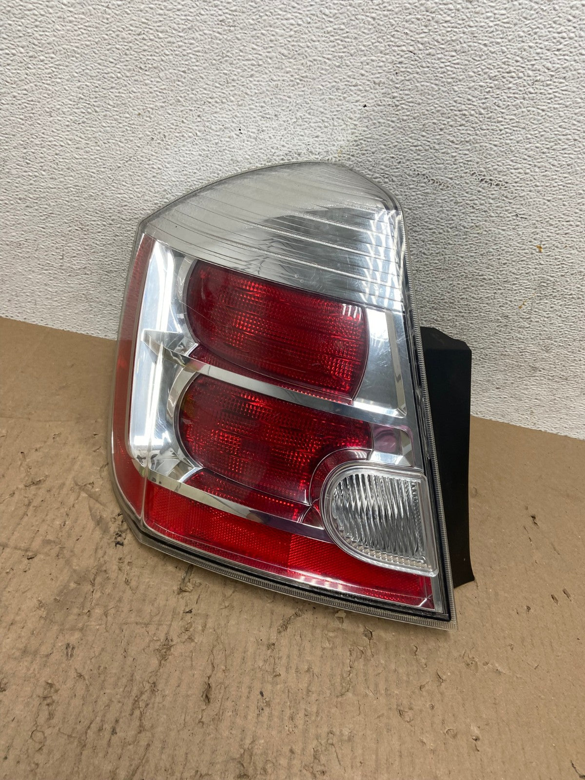 2007 to 2012 Nissan Sentra Left Driver LH Side Tail Light AE8879 LK0