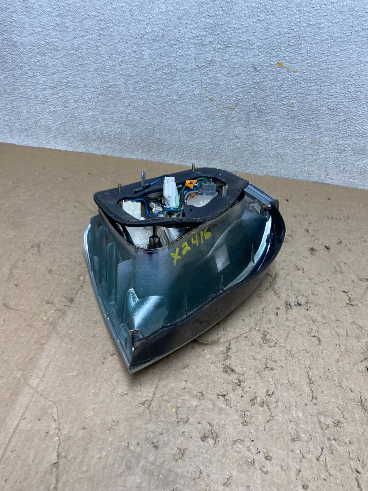 2001-2003 Hyundai XG300 XG350 XG Right Passenger Side Tail Light Oem X2416 DW5