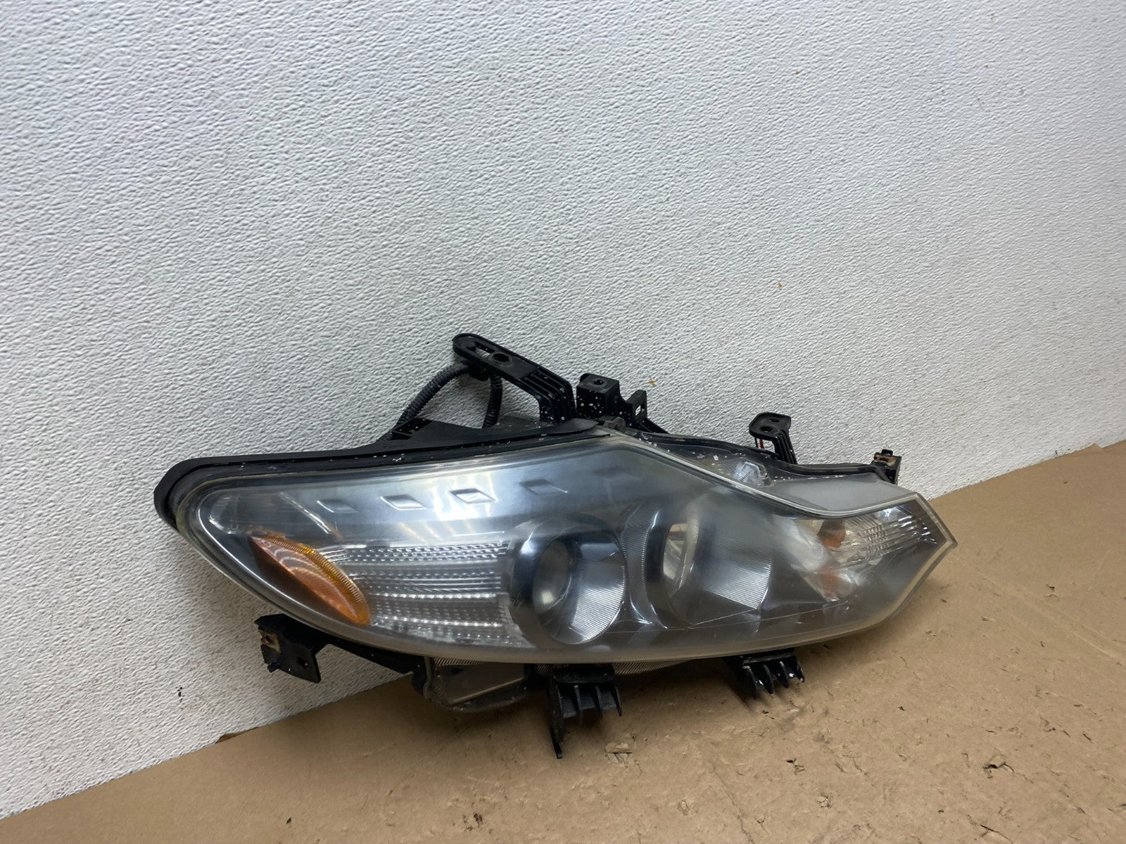 2011 to 2014 Nissan Murano Headlight Right Passenger Rh Halogen AG5683 DW2
