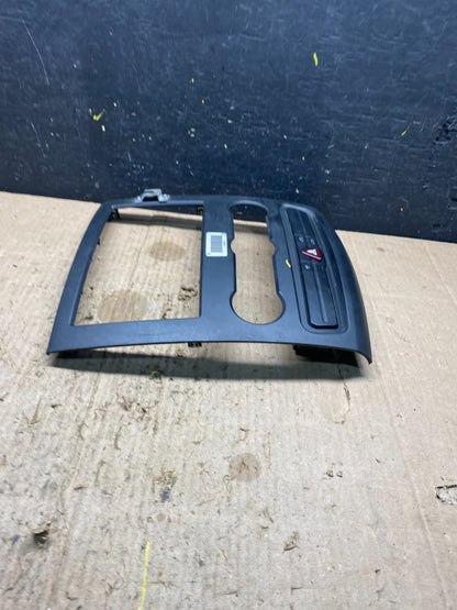 2007-2018 Mercedes Dodge Sprinter Center Console Radio Instrument Panel P1875 DG4