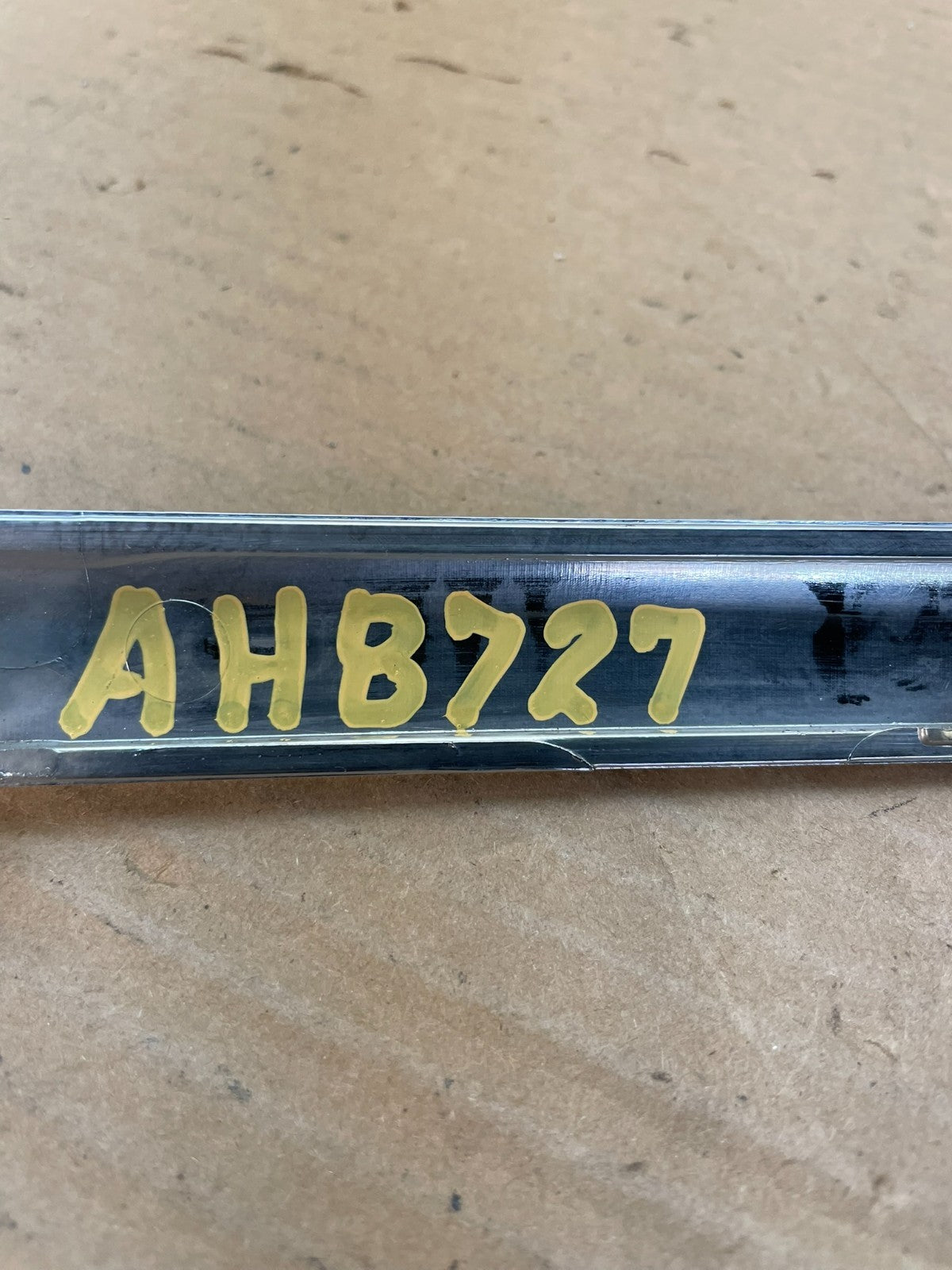 2017-2018 Ford Fusion Rear Trunk Trim Moulding Inner Tail Light AH8727 DG6