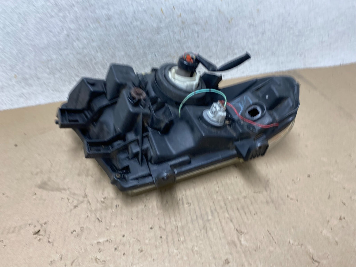 2005-2007 Nissan Pathfinder Halogen Headlight Left Driver LH AJ2211 DW7