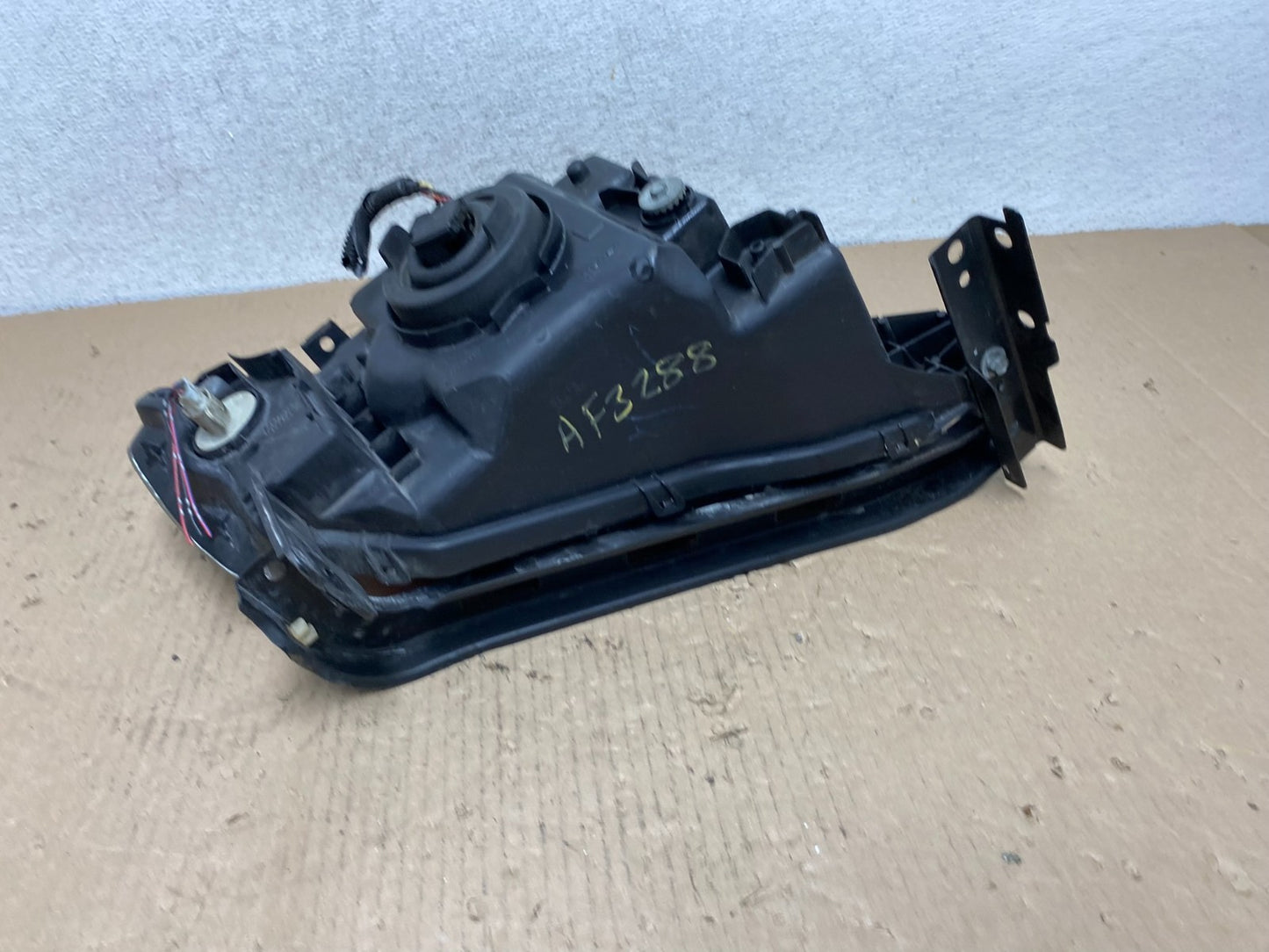 2006 2007 2008 Honda Ridgeline Left Driver LH Halogen Headlight AF3288 DW8