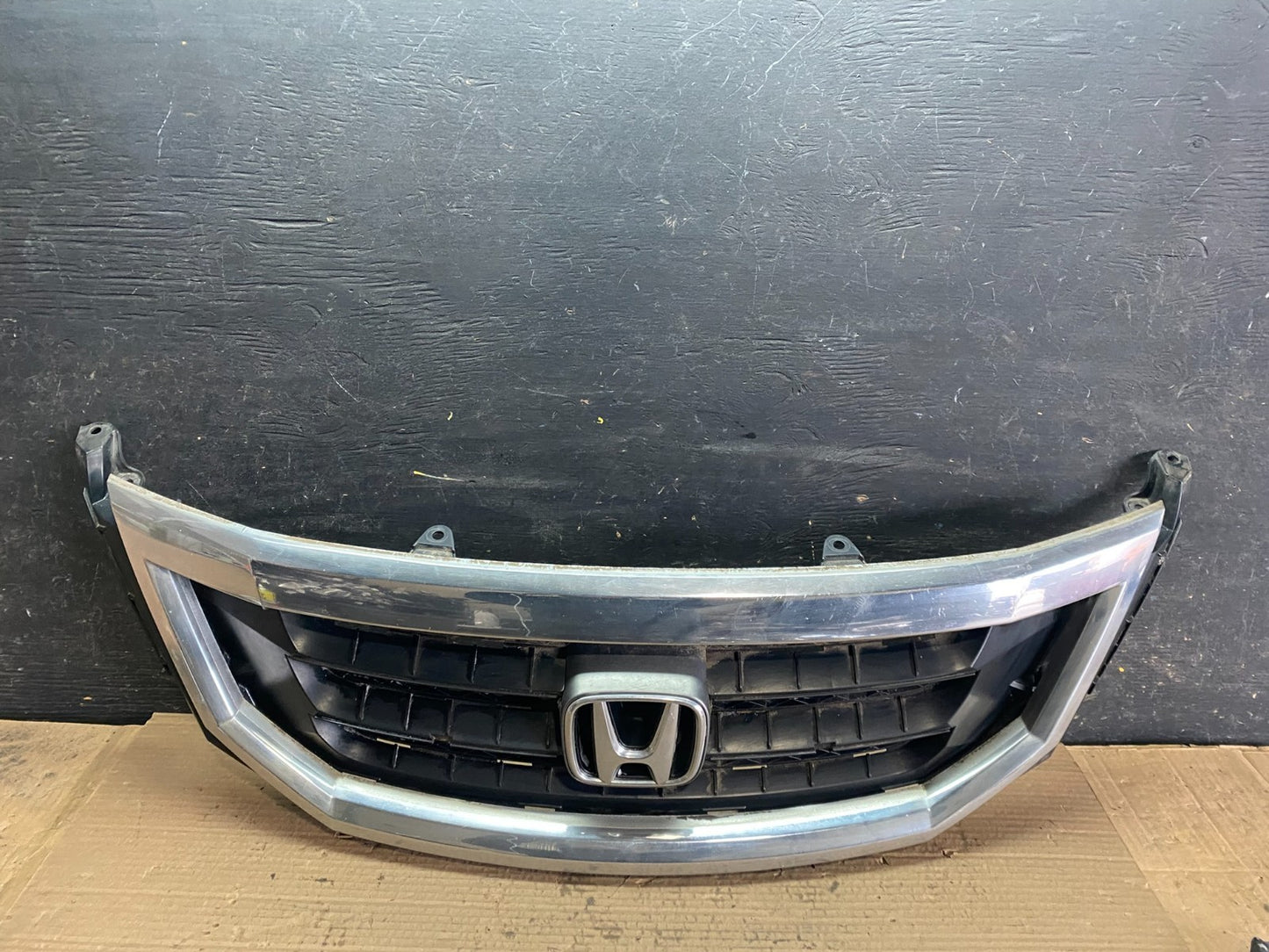 2008 2009 2010 Honda Odyssey Front Upper Grill Grille V2472 DG0