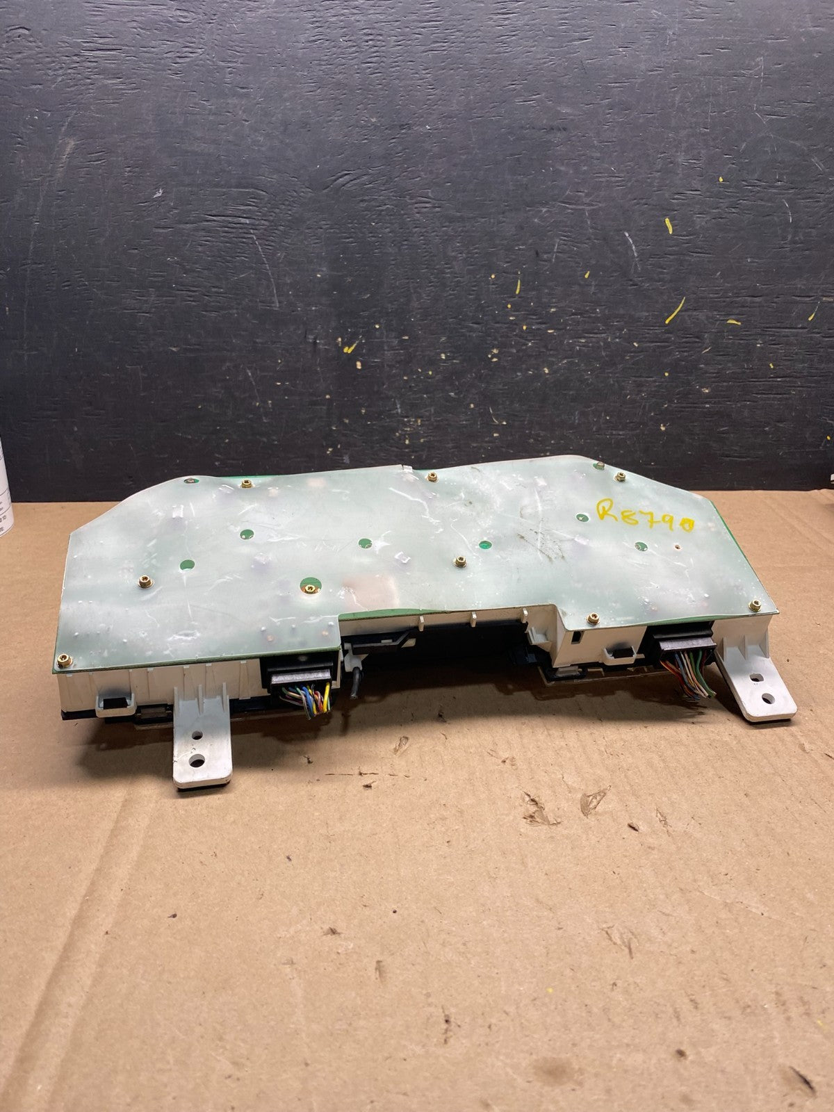 2004 2005 Ford Explorer Speedometer Cluster Gauge Oem r8790 DG5