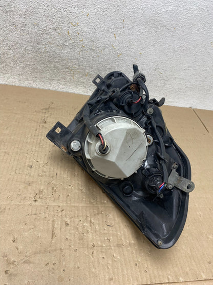 2004 2005 2006 Nissan Maxima Right Passenger Side Headlight Halogen AI2266 DW6
