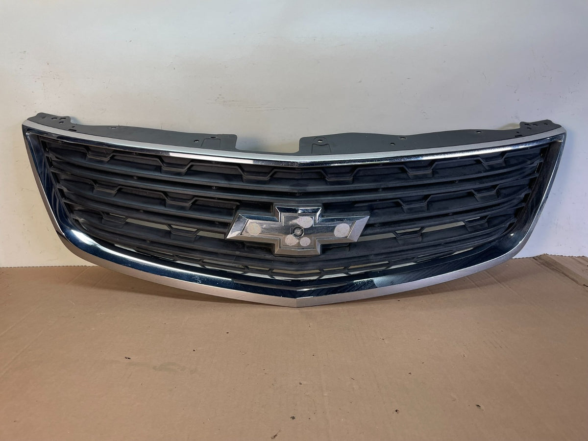 2013 to 2017 Chevrolet Traverse Front Upper Grill Grille AH8569 DG0