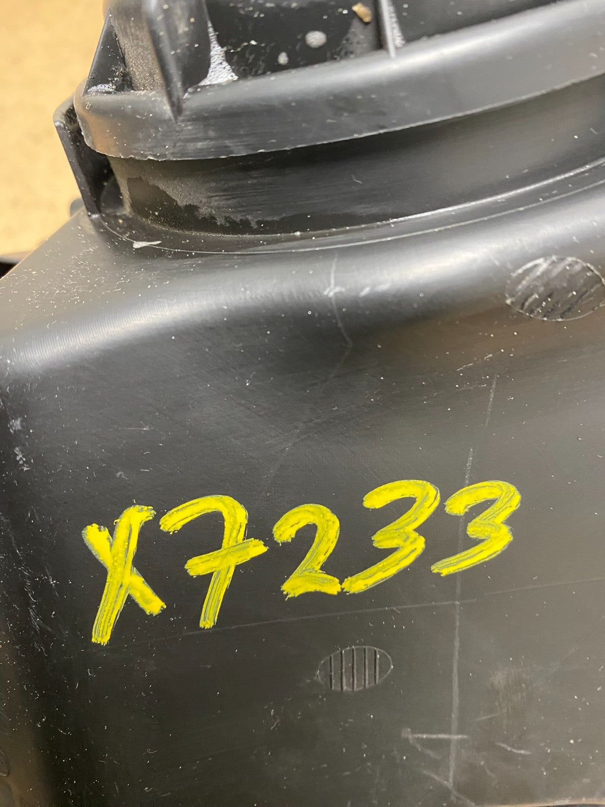 Xenon HID 2006 2010 Mercedes W251 R-Class Left Driver LH Headlight  OEM X7233 GD9