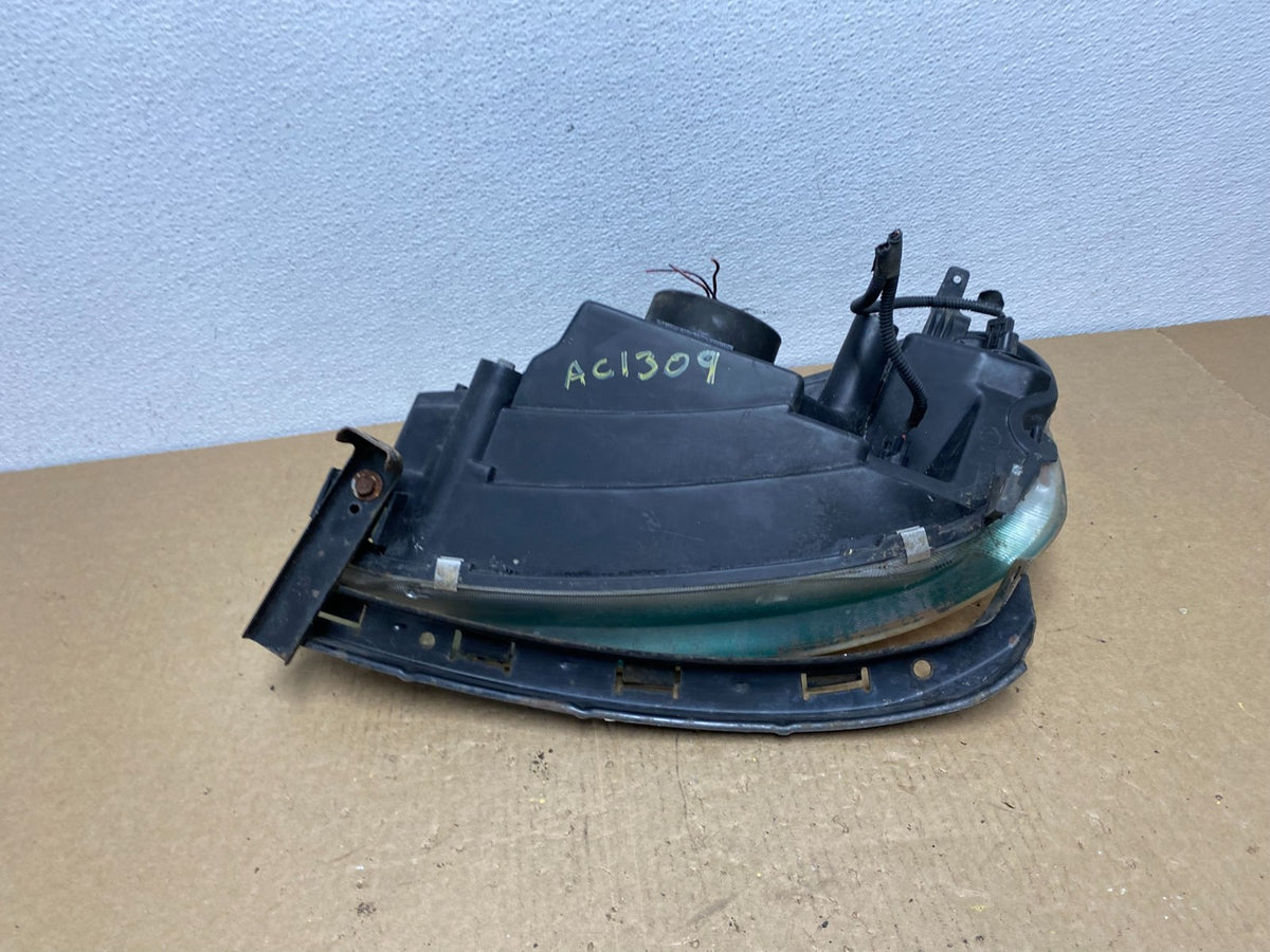 2001 - 2003 Honda Civic Coupe Headlight Halogen Right Passenger Rh AC1309 DW8
