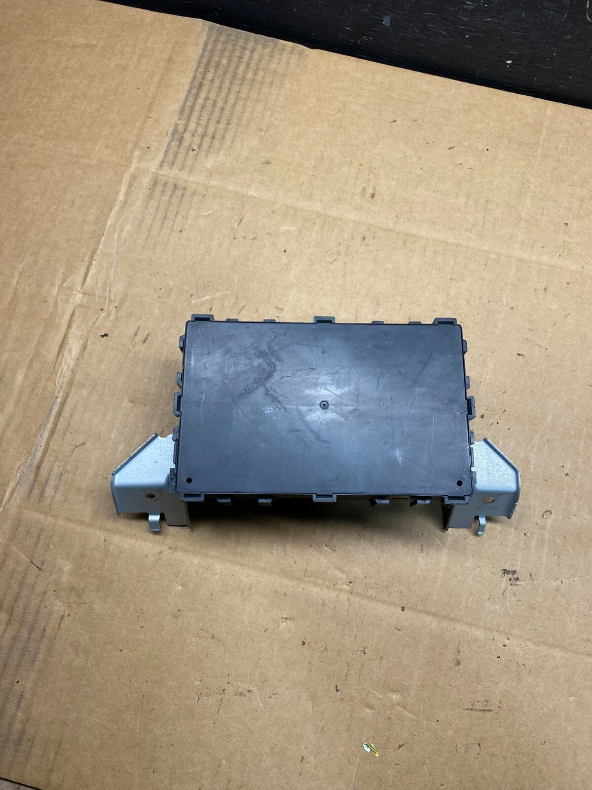 2011 - 2014 Nissan Quest Left Power Sliding Door Control Module N2819 DG0