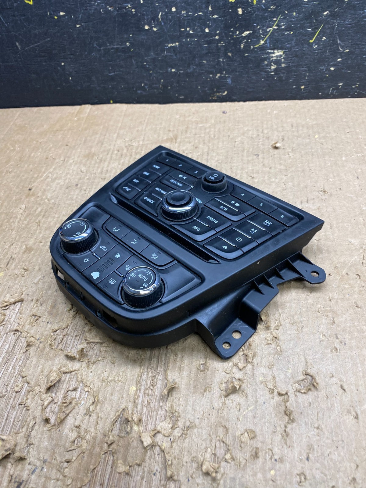 2013 to 2017 Buick Encore Radio  Climate Control AC HVAC 95319299 Z9883 DG3