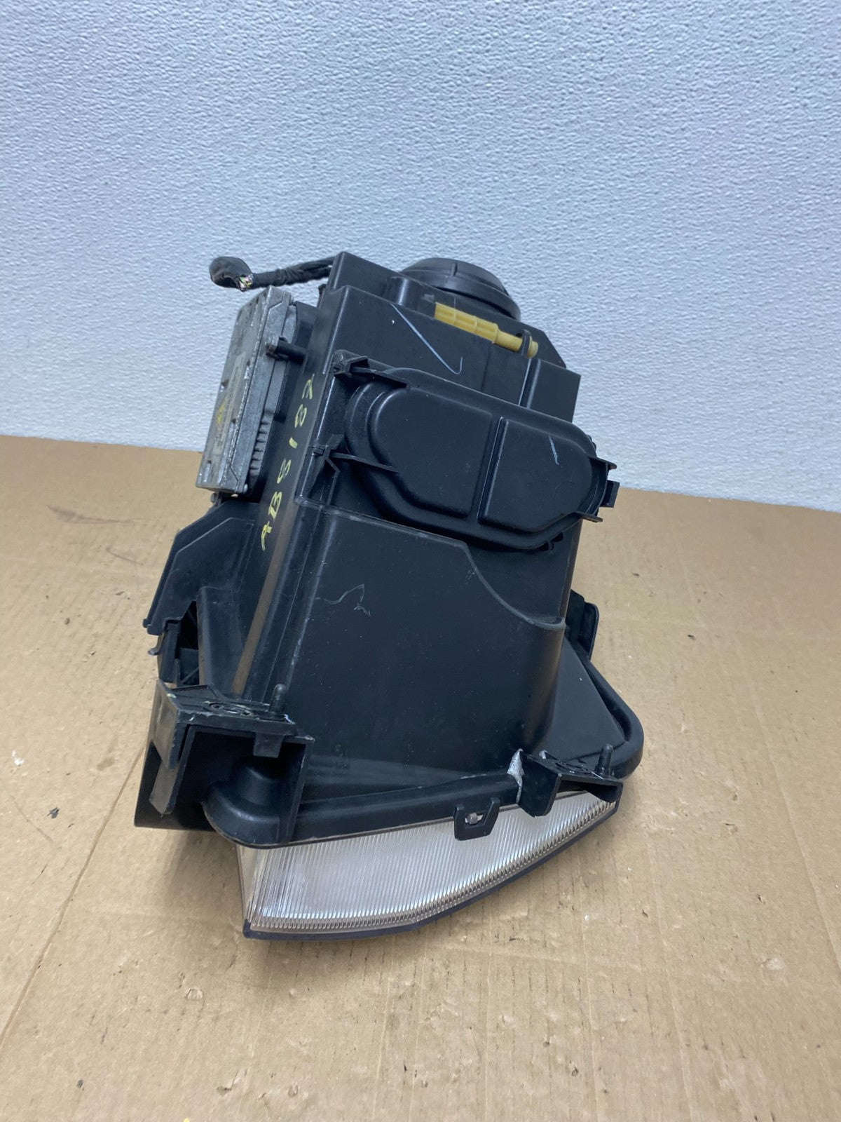 Xenon 2007 to 2010 Lincoln MKX Headlight Left Driver LH Side AB8187 DW5