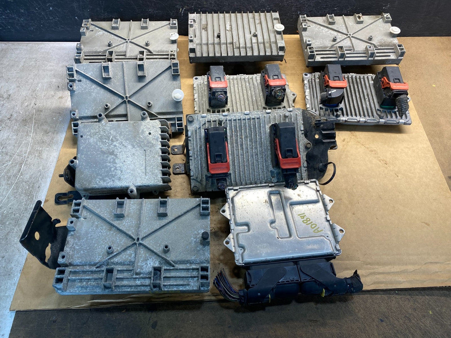 Mix of 10 Dodge ECM Engine Computer Module AD75941