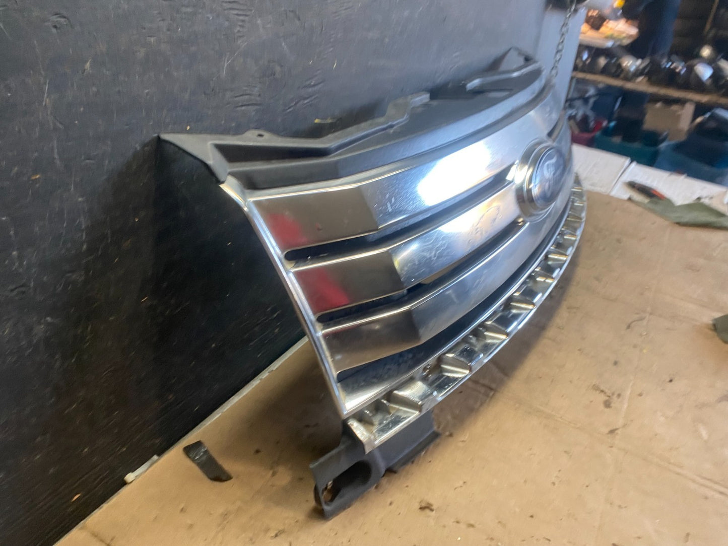 2007 2008 2009 2010 Ford Edge Front Upper Chrome Grill Grille Oem T6479 DG2