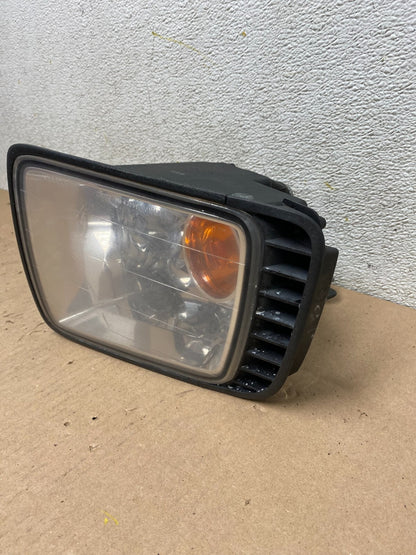 2001 to 2003 Infiniti QX4 Left Side Fog Light W/ Bezel j6393 DG2