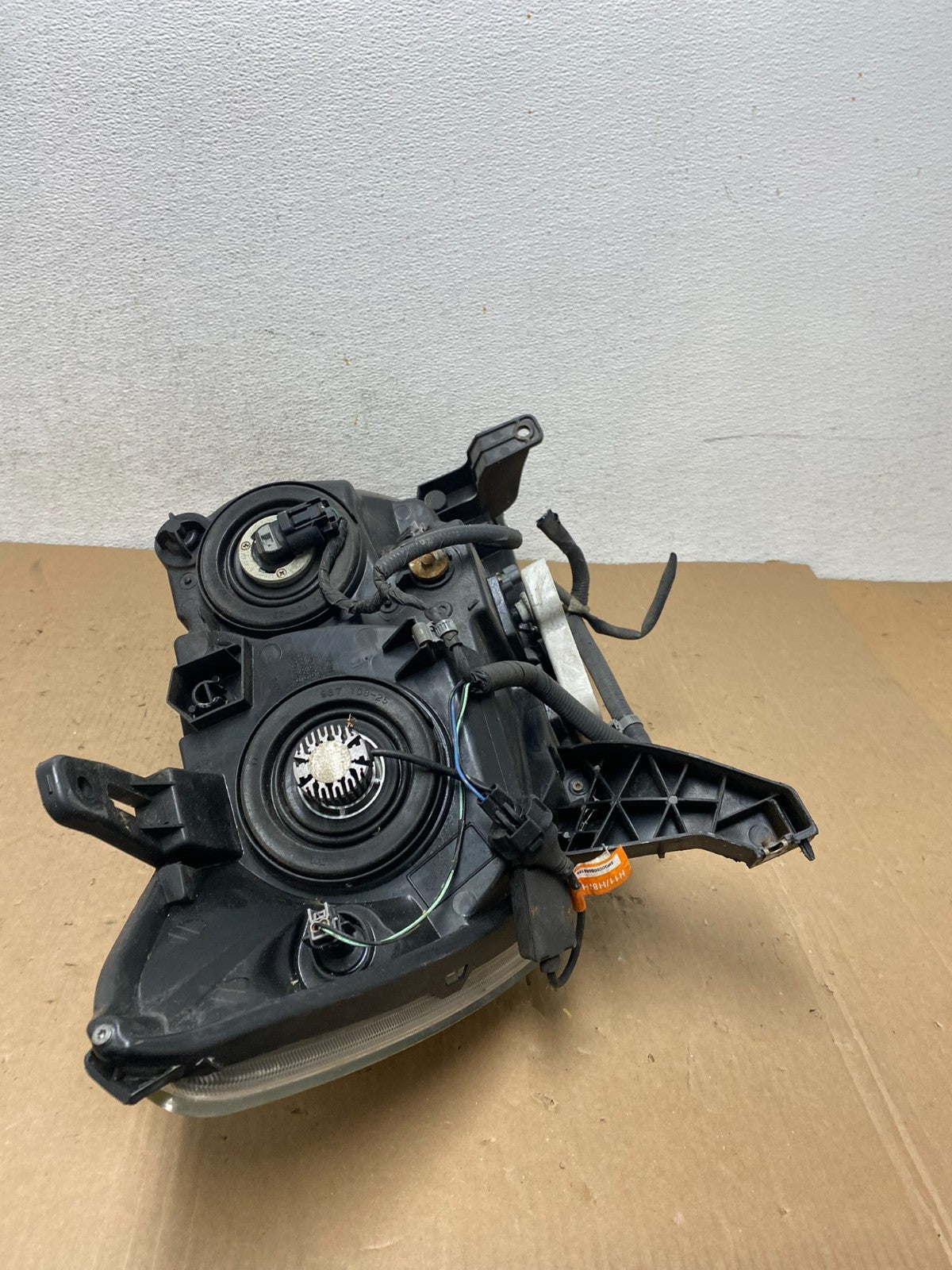 2013 - 2016 Nissan Pathfinder Left Driver LH Side Headlight Halogen AD80698