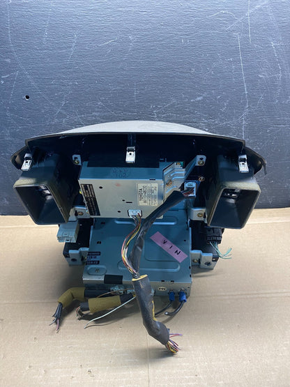 2001 to 2003 Lexus Rx300 Radio Receiver Head Unit + Bezel Surround AE9879 DW3