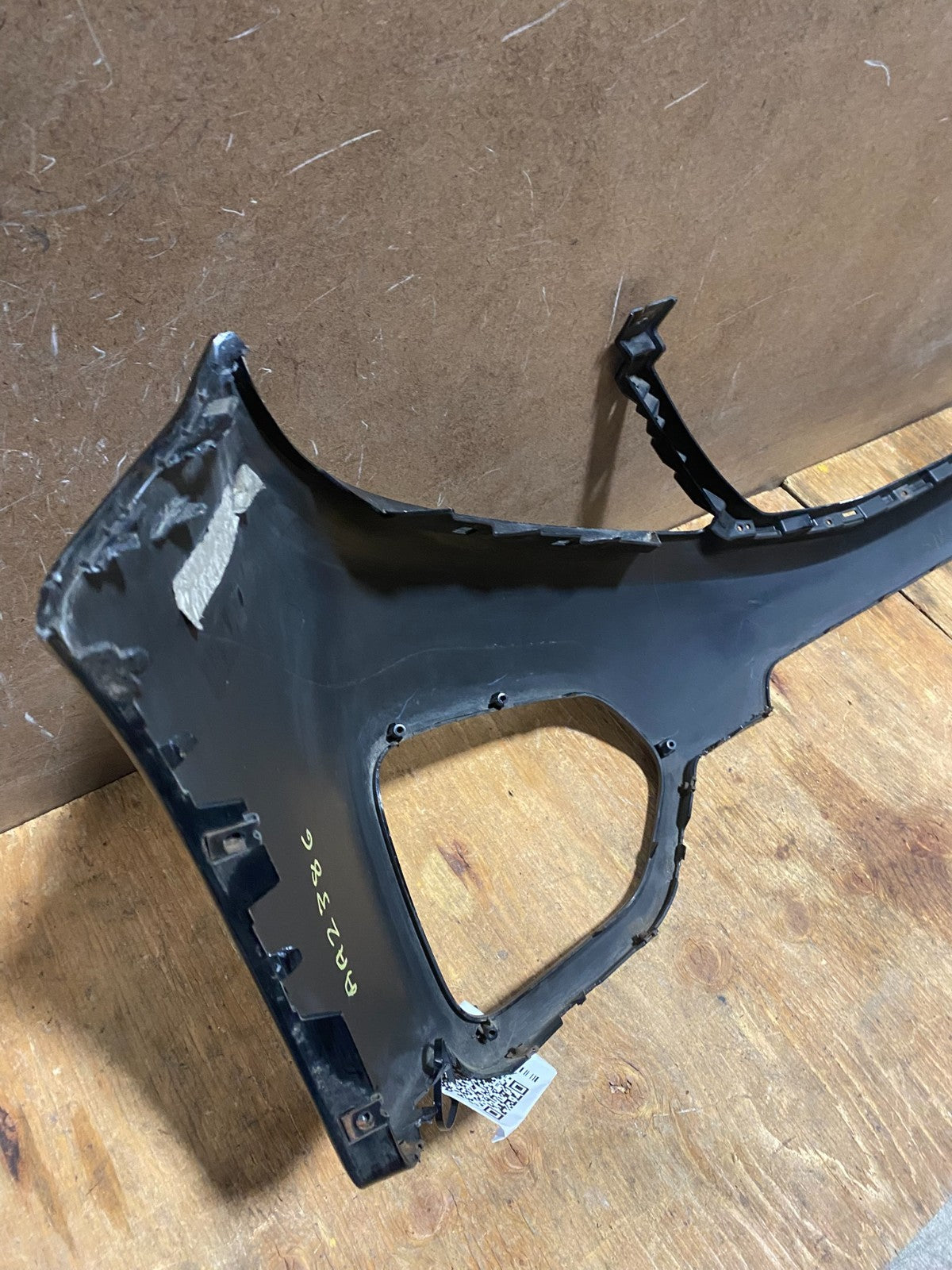 Damaged 2011 to 2013 Kia Sorento Front Upper Bumper Cover with Fog Light AA23868