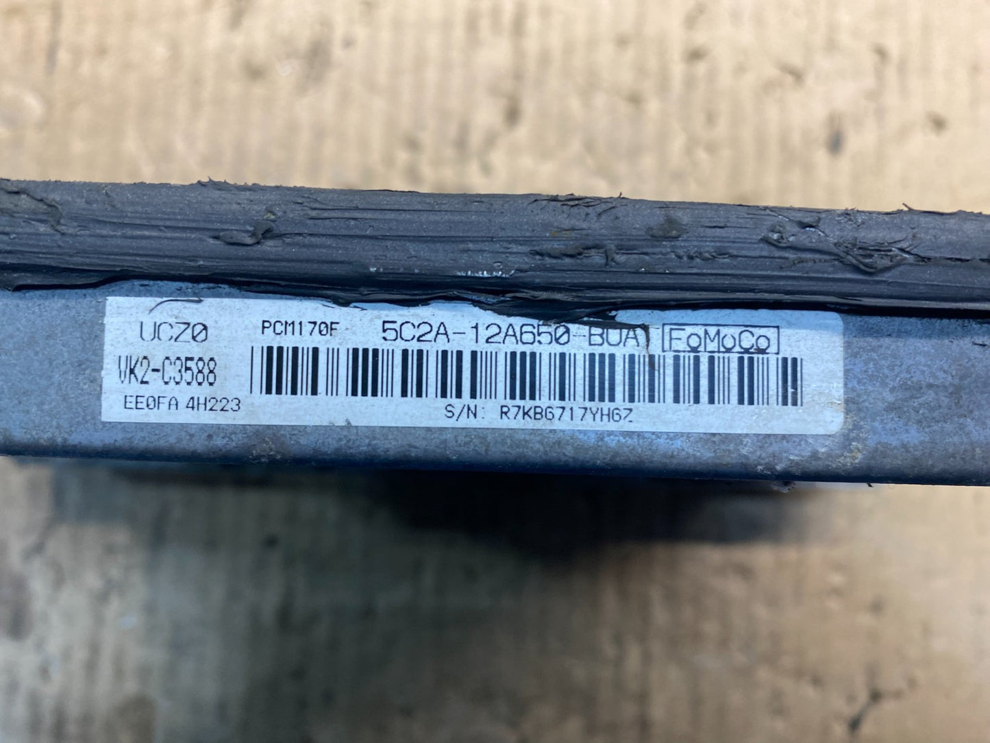 2005 Ford E250 E350 4.6L Engine Control Computer Module 5c2a-12a650-bua AE80322