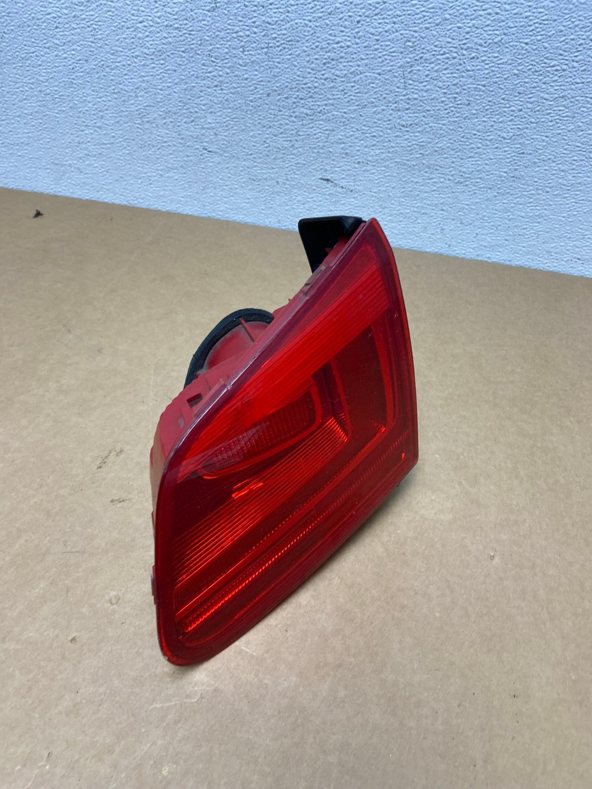2012-2017 Volkswagen Tiguan Right Passenger Rh Side Inner Tail Light  AC1671 LK2