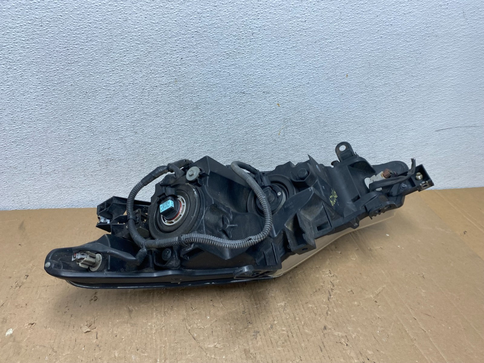 2011 to 2014 Nissan Murano Headlight Right Passenger Rh Halogen AD8224 DW5