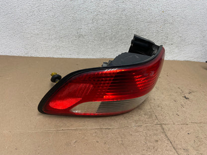 2001 2002 2003 Toyota Sienna Left Driver Lh Side Tail Light AF5729 LK2