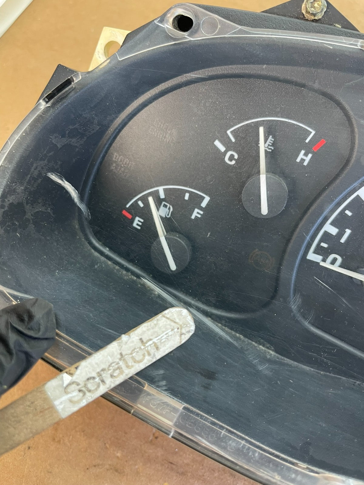 1997 - 1998 Ford F150 F-150 Speedometer Cluster Gauge ag0740 DG3
