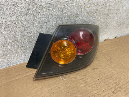 2004 2005 2006 Mazda 3 Hatchback Right Passenger Side Tail Light AH8858 LK1