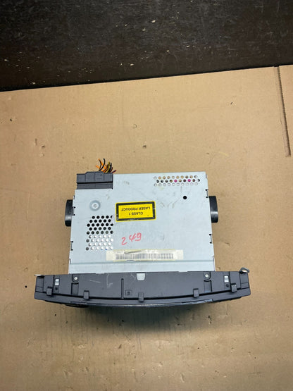 Damaged 2005-2009 Mercedes CLK320 CLK350 W209 Head Unit Radio Navi W4349 DG7