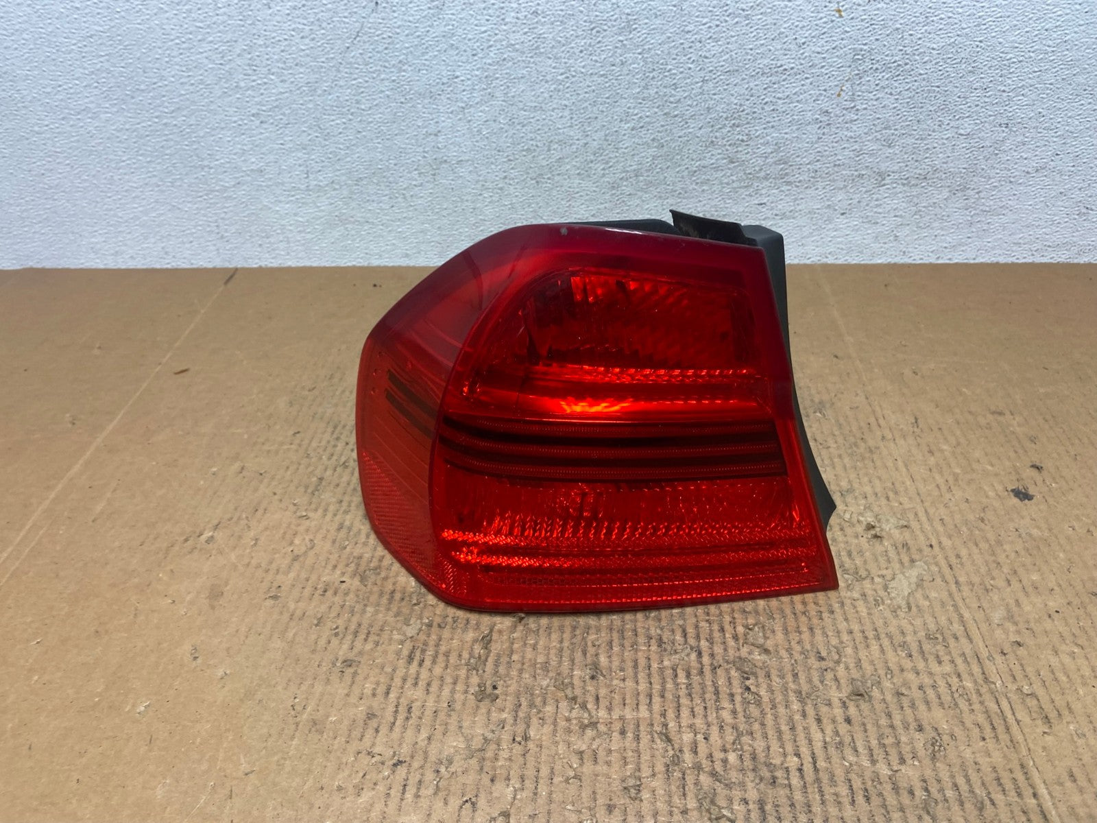 2006 2007 2008 BMW 328i 3 Series Left Driver Lh Side Tail Light AE2873 LK0