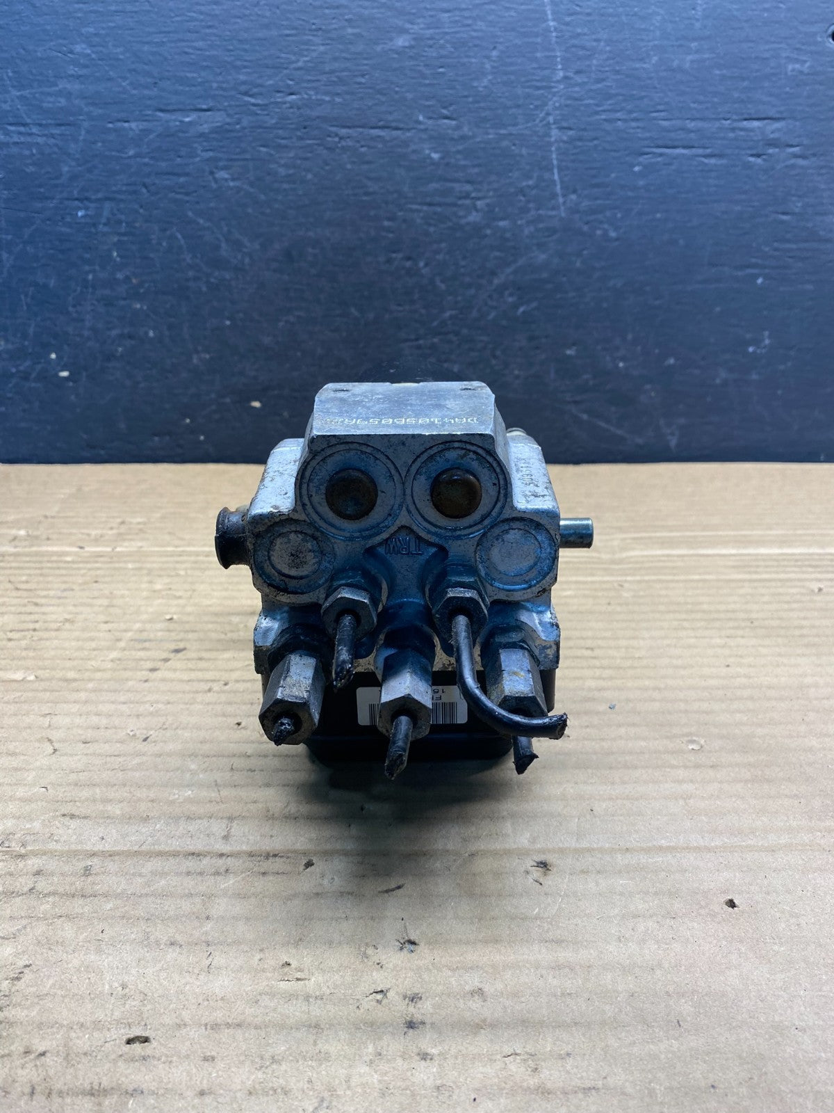 2004 - 2007 Ford E250 E350 Van ABS Anti Lock Brake Pump Module AE6242 DW3