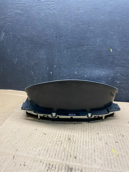 2004 to 2007 Chevrolet Express Speedometer Cluster Gauge L6768 DG13