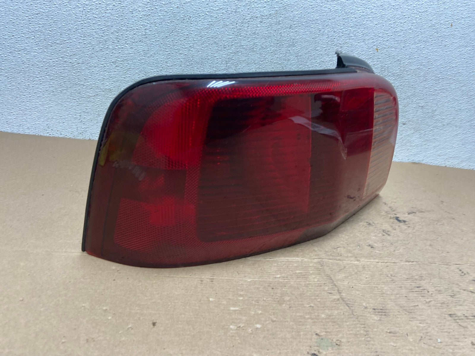 2002 to 2003 Mitsubishi Galant Left Driver LH Side Tail Light AF4760 LK2
