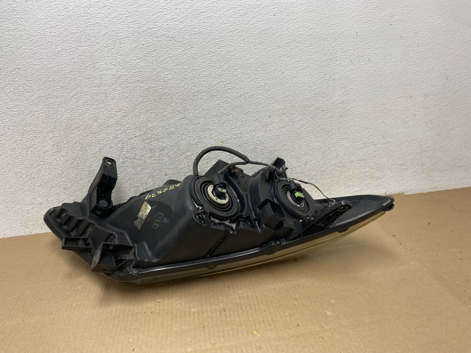 2013 - 2016 Nissan Pathfinder Left Driver LH Side Headlight Halogen AG58395