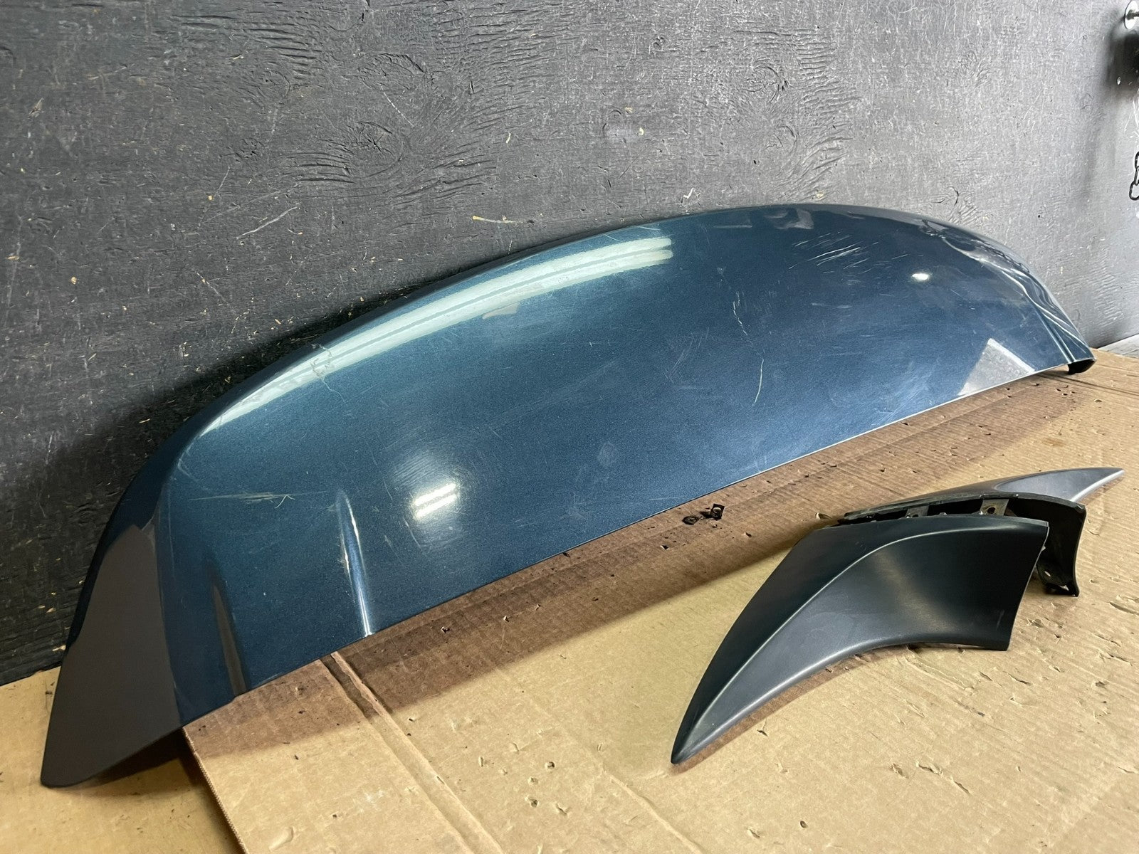 2013 to 2020 Nissan Pathfinder Rear Spoiler Wing Oem AB3085 DG2