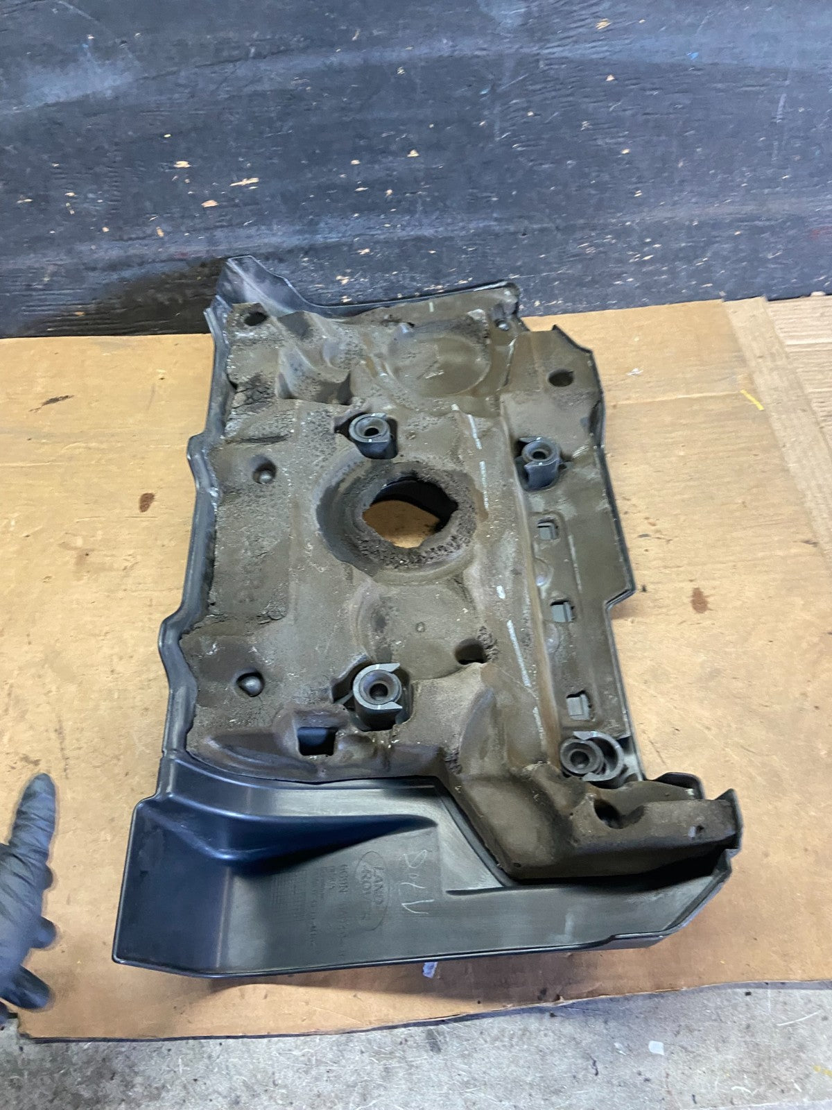 2008 - 2012 Land Rover LR2 3.2L Engine Motor Top Cover Trim Panel r0277 DG6