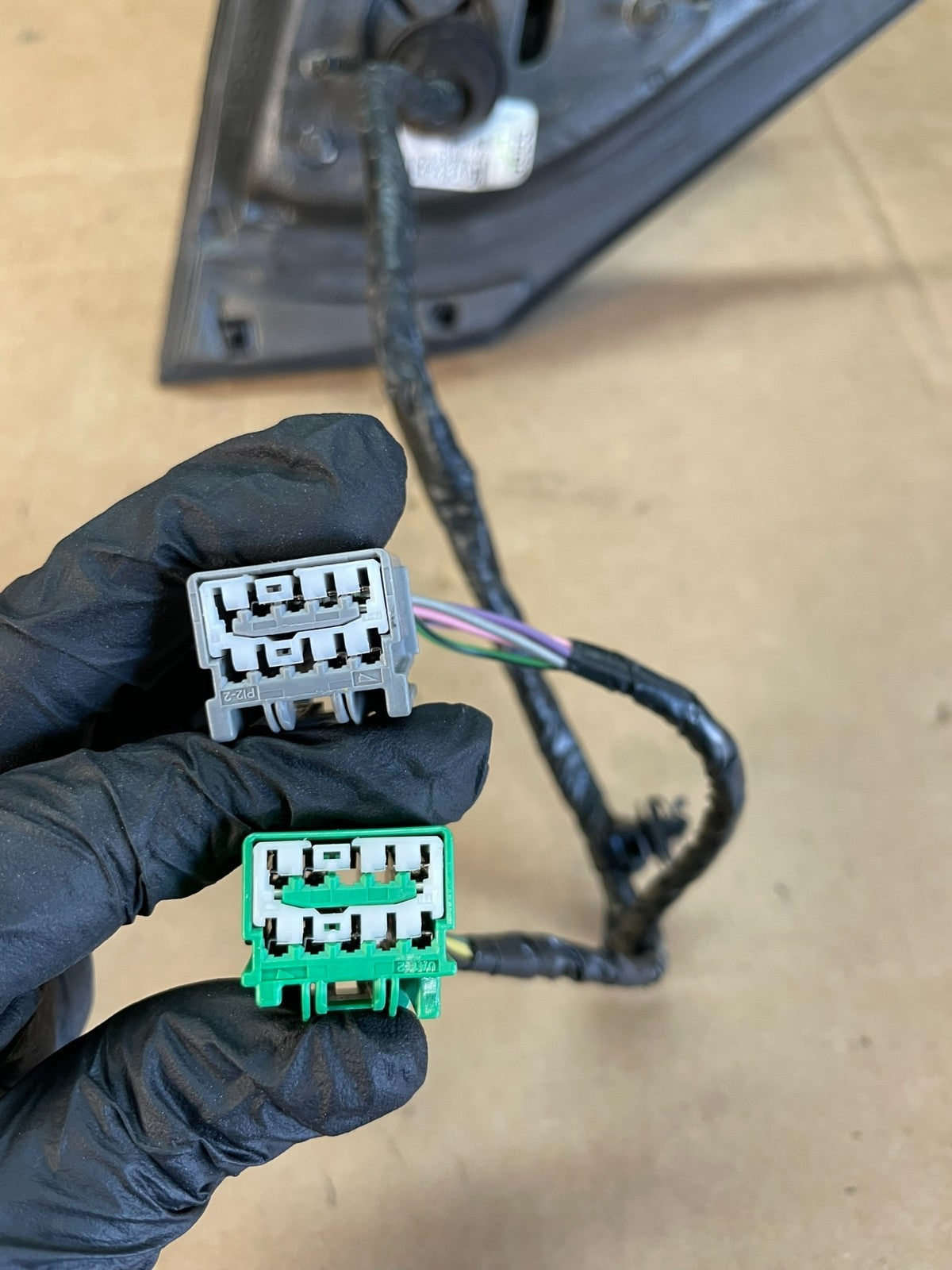 2013 to 2017 Buick Enclave Left Driver LH Blind Spot View Door Mirror AE0972 DW5