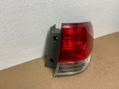 2008 2009 2010 Honda Odyssey Right Passenger Side Tail Light AB6439 DW2