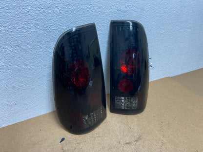 1997 to 2003 Ford F-250 F250 Left+Right Set Black Tail Lights ac3371 DG2