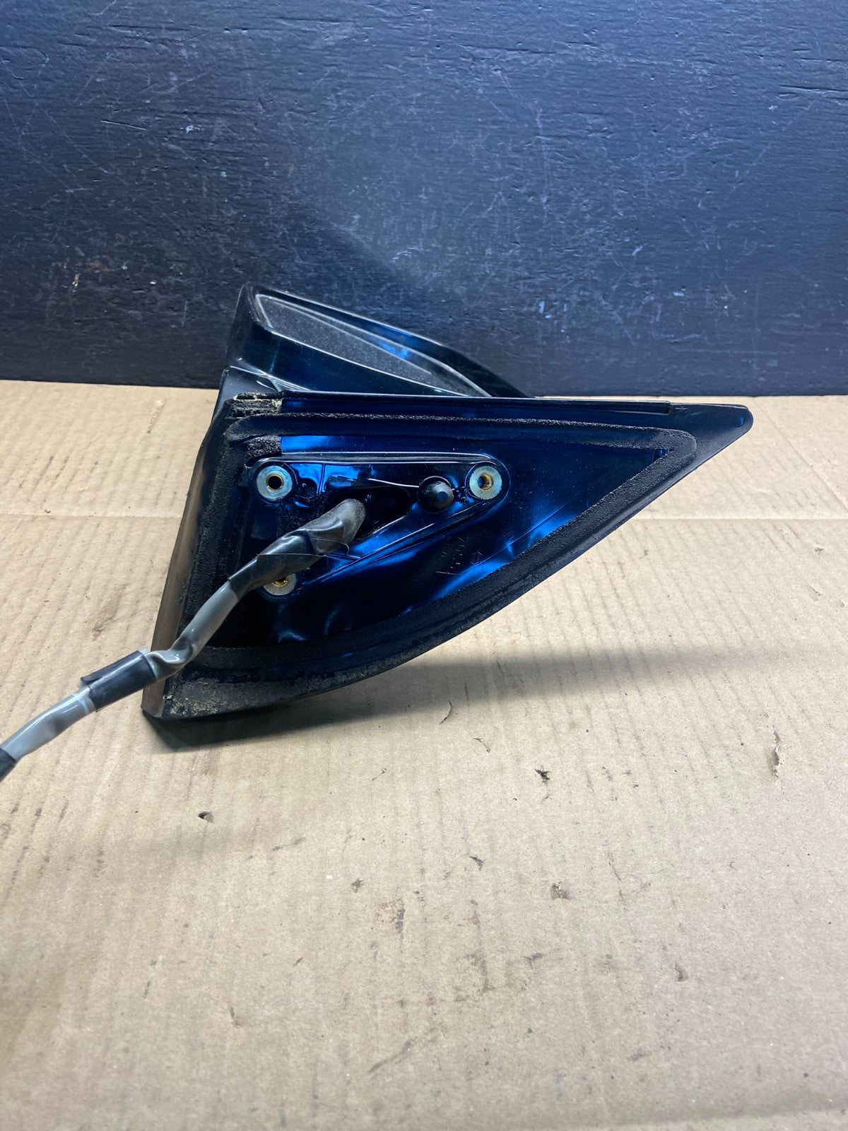 2001-2007 Toyota Highlander Left Driver LH Side View Door Mirror AD2944 DG4