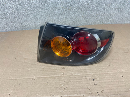 2004 2005 Mazda 3 Right Passenger RH Side Tail Light OEM AA8781 LK0