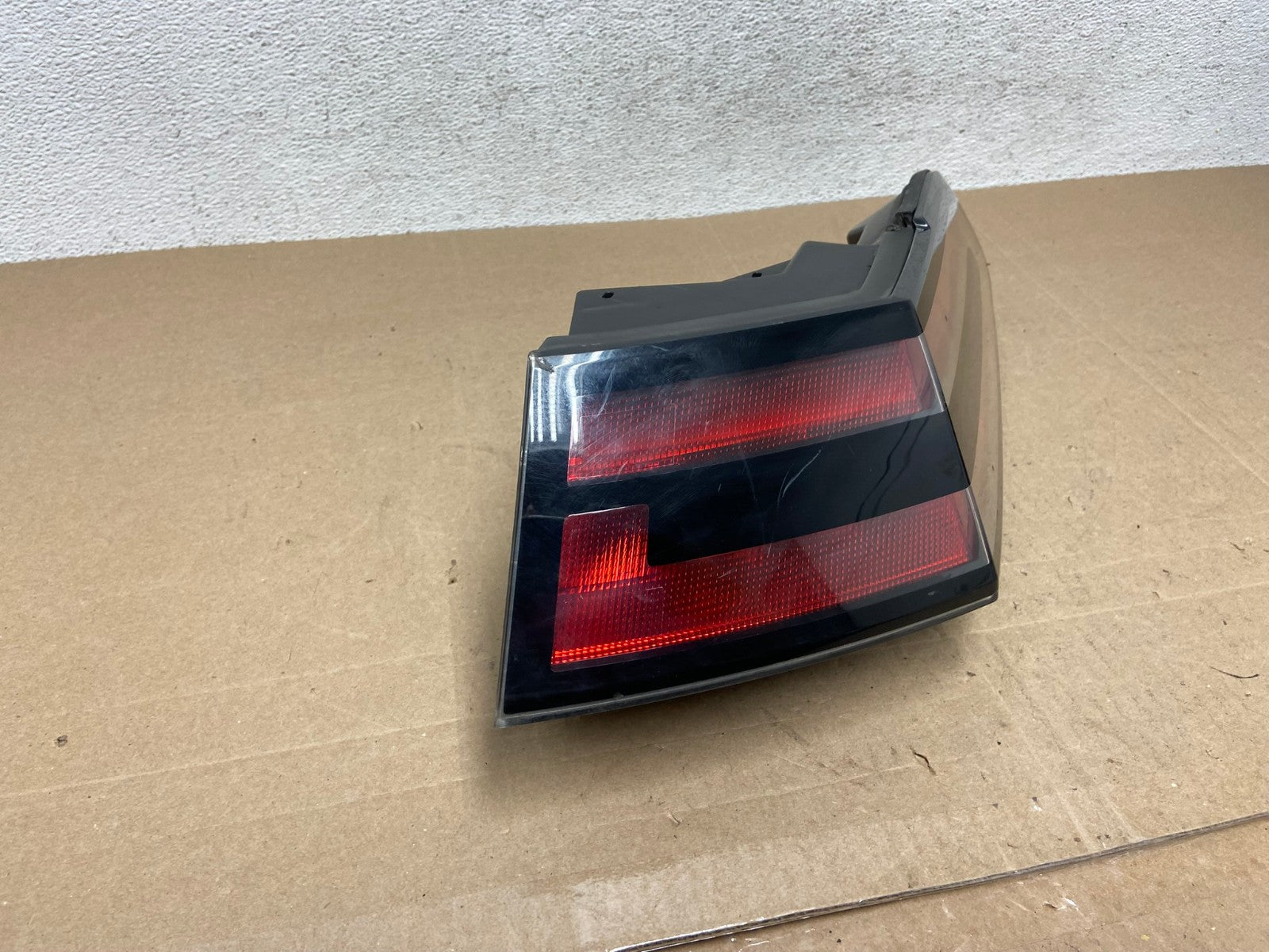 2011 to 2017 Chevrolet Volt Right Passenger Rh Side Tail Light AE5029 LK2