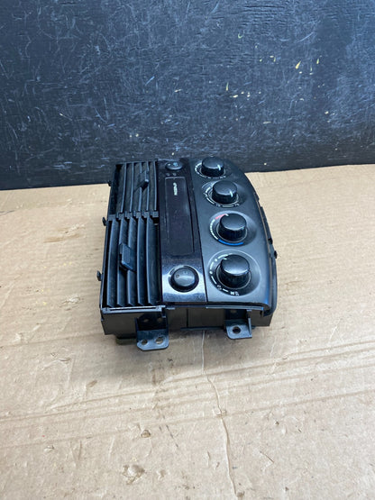 2004-2005 Toyota Sienna A/C Climate Heater Temperature Control Air Vent AF1988DG1